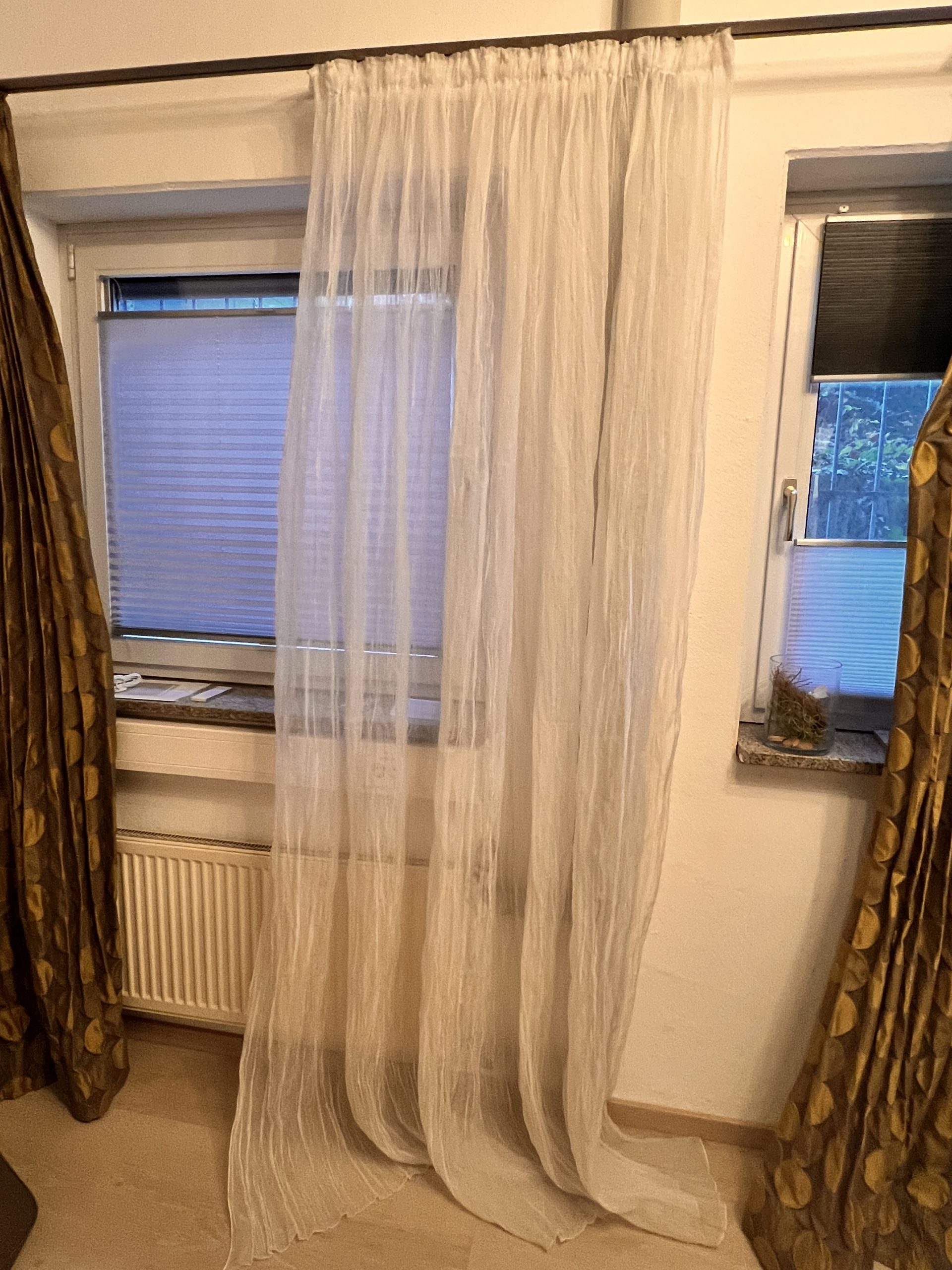 fein fallender Store